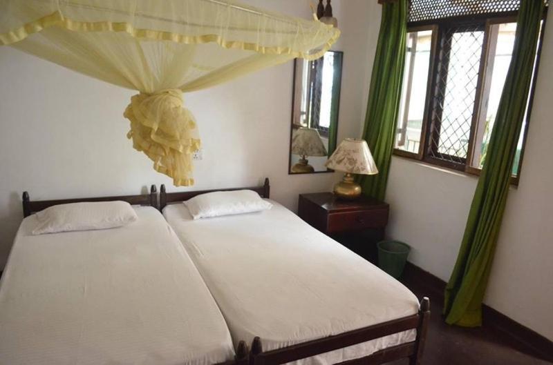 Kandy Inn Madugalle'S Family Guest House Exterior photo